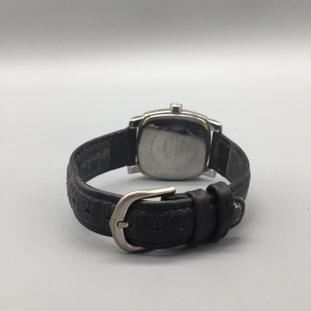 Skagen Womens Watch 30mm Silver Tone White MOP Diamonds 556SSLP New Battery